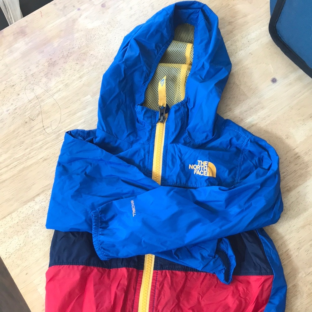 North face wind breaker